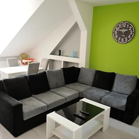 Apartment Vatra SJJ Exteriör bild