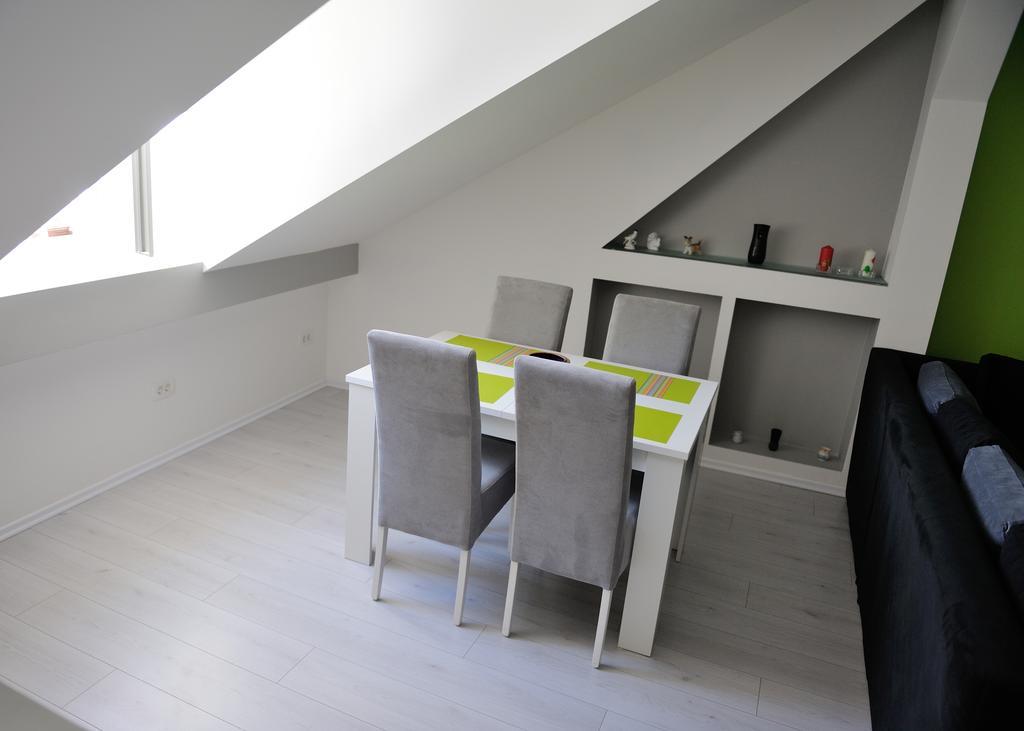 Apartment Vatra SJJ Exteriör bild