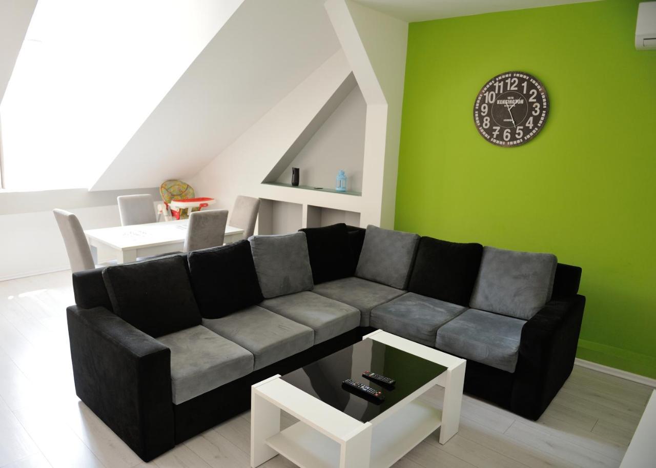 Apartment Vatra SJJ Exteriör bild